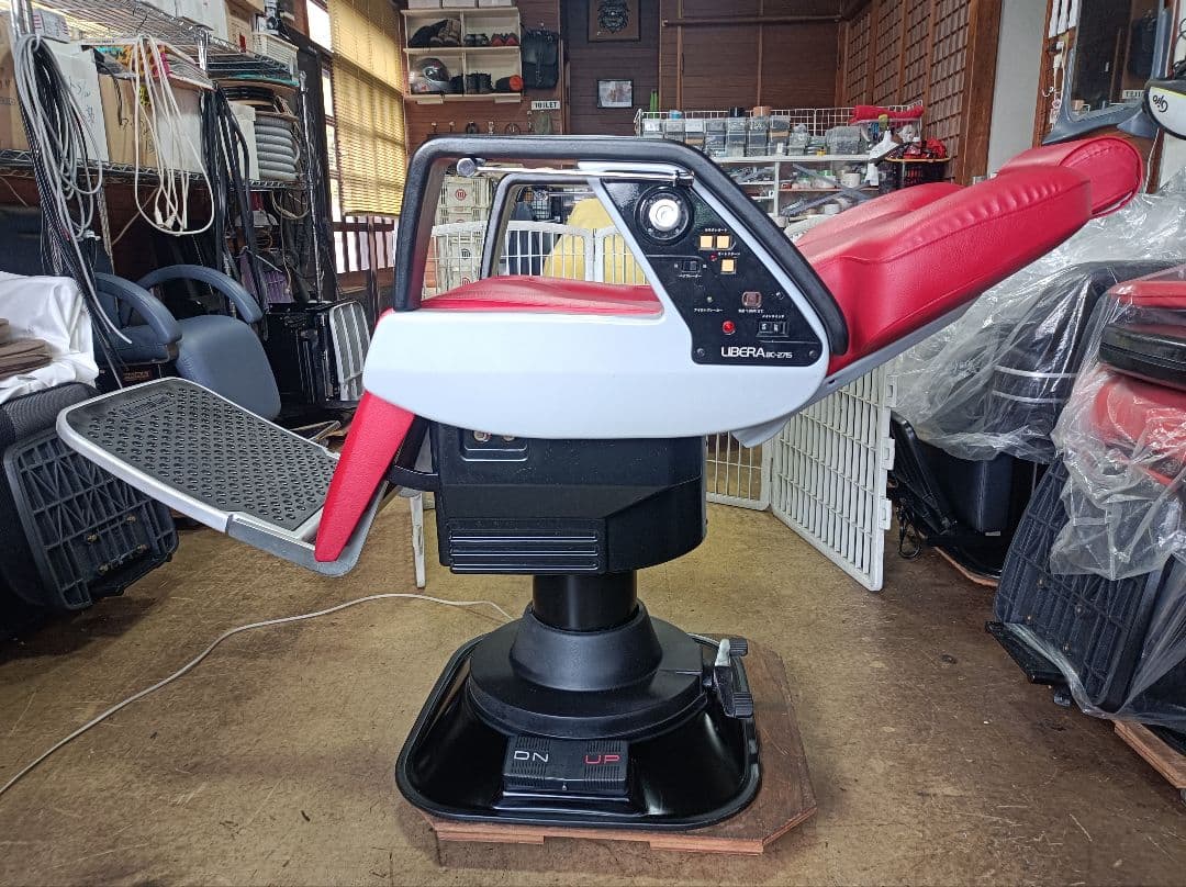 理容機器　新明和ＢＣ―２７１５　再生品