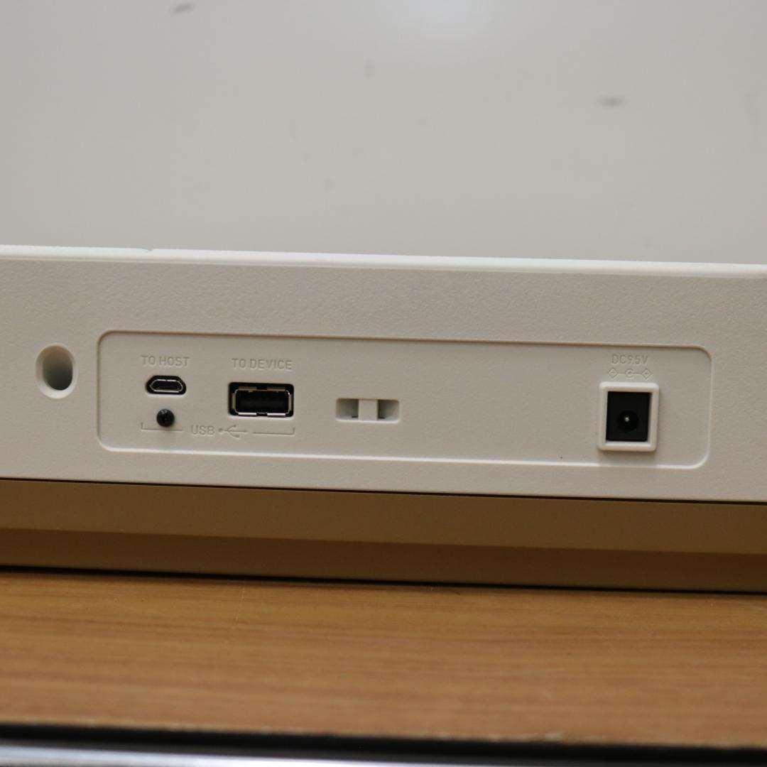 美品 CASIO 電子ピアノ 光ナビゲーション LK-526 2022年製