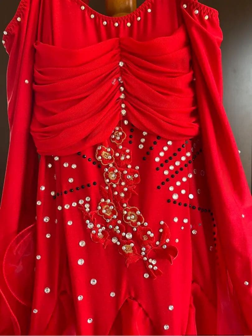 社交ダンスドレス・フリル付き 赤