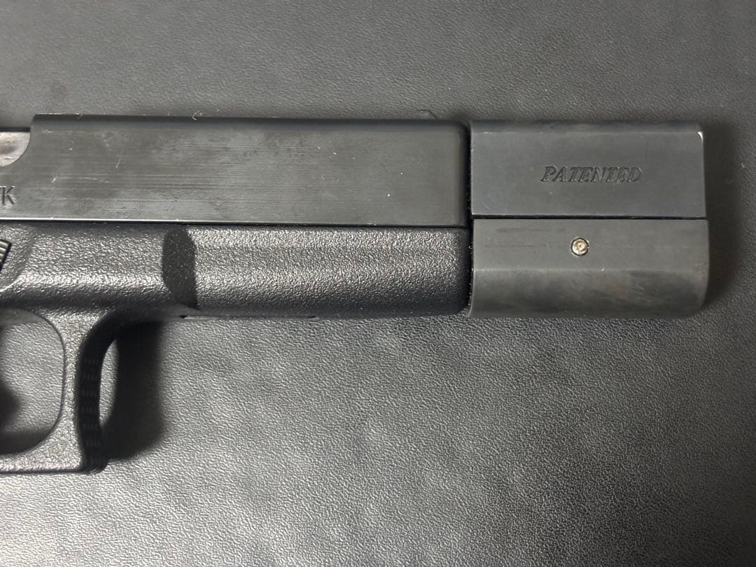 MGC Glock 17 ガスガン 本体とマガジン付き