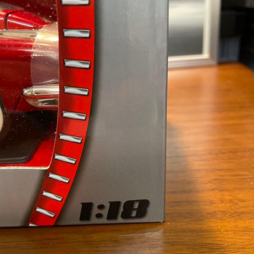 新品未開封　1948 Tucker TORPEDO美品です1／18