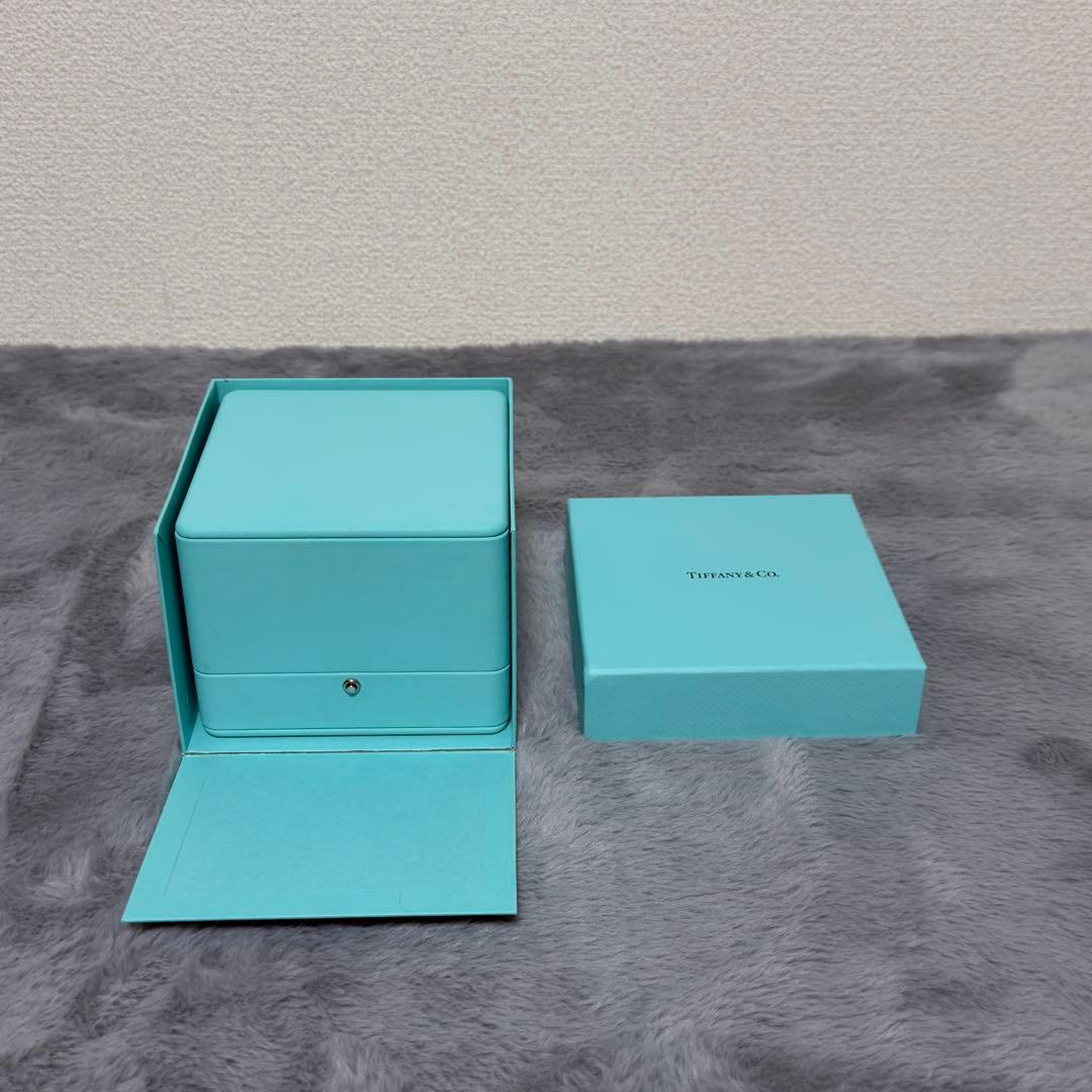 【極美品】ティファニー　バングルケース　空箱　現行品