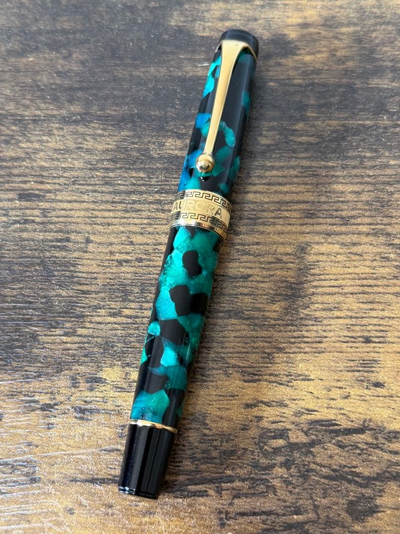 未使用に近い　アウロラ　オプティマ　グリーン　14金　ゴールド　B 万年筆