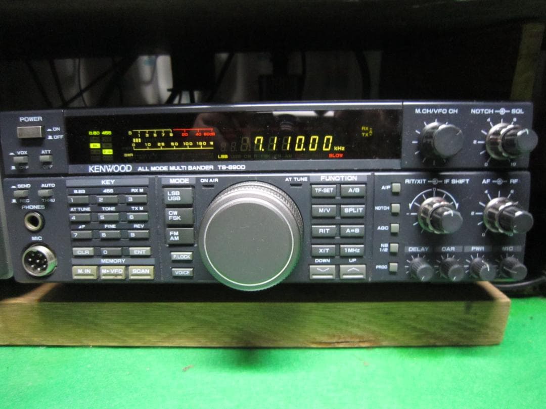 KENWOOD TS-690D HF/50MHz 　100w改　現完動　本箱