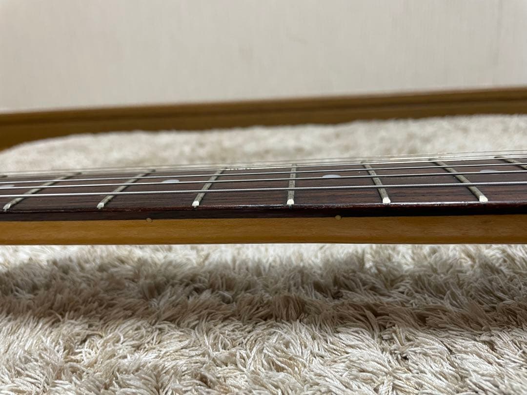 ストラトキャスター　サンバースト　国産