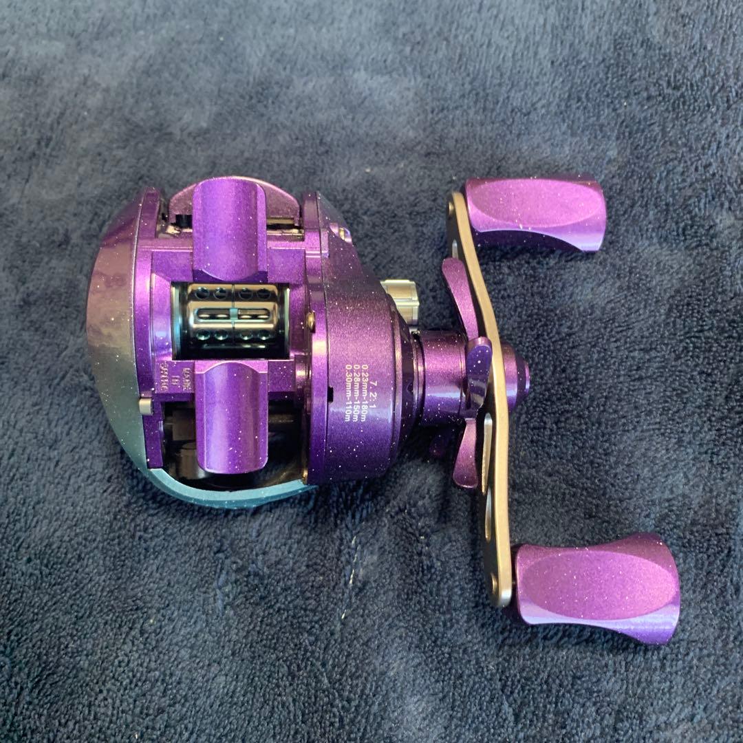 ベイトリール　右　ど派手　トップ