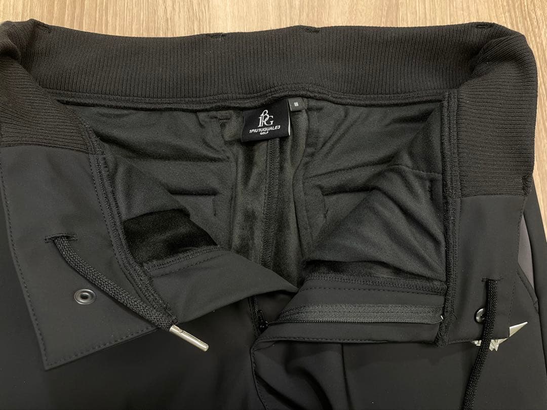 ウノピゥウノウグァーレトレ　TRACK JACKET セットアップ　Sサイズ