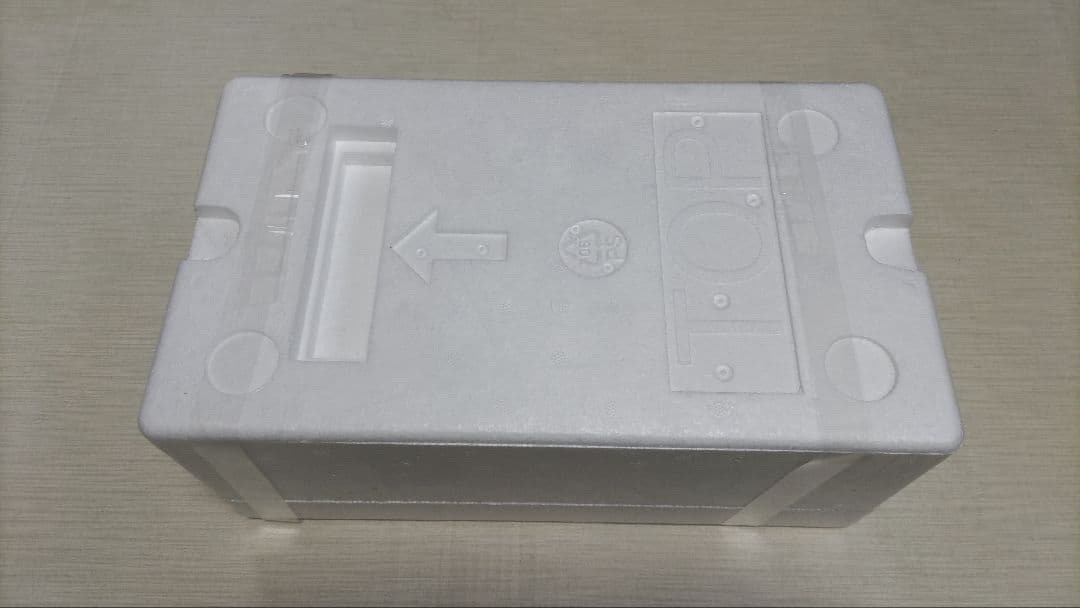 ●セール●未使用● スパーク 1/18 ポルシェ 956 #7