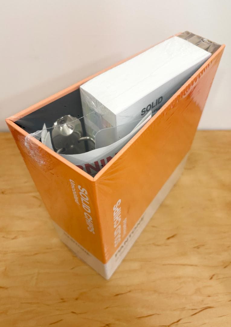 PANTONE SOLID CHIPS Uncoated（未開封）