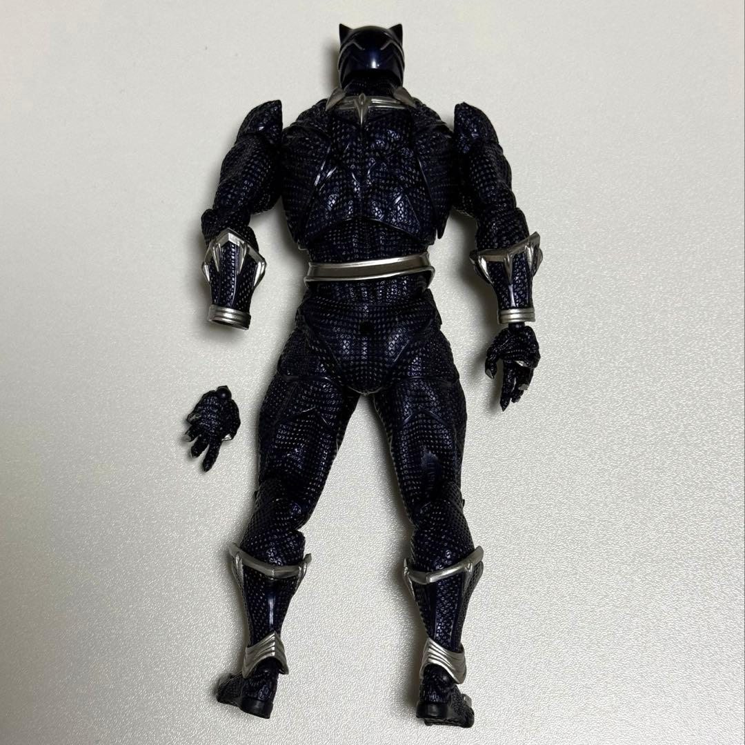 d*9様 ⚠️手首パーツ折れ有⚠️　リボルテック アメイジングヤマグチ ブラック