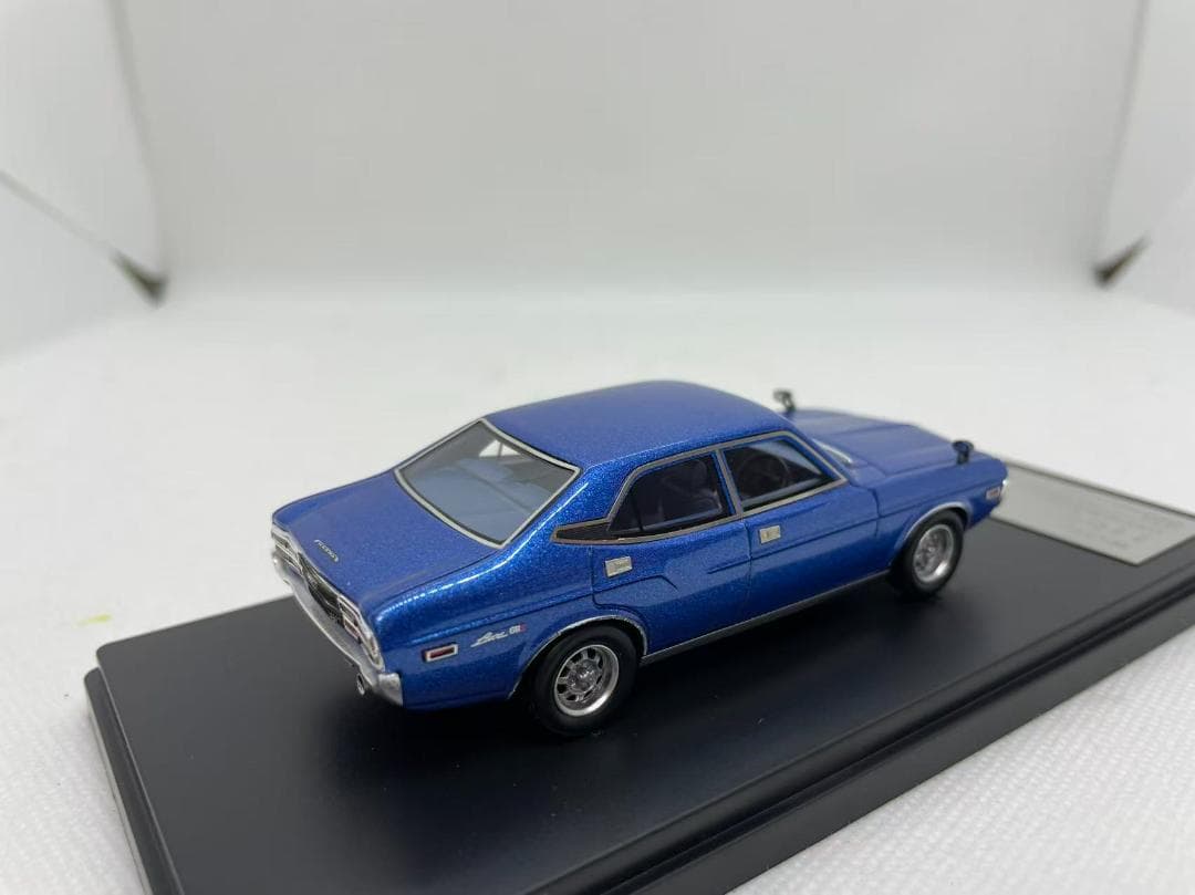 402-681 Hi-Story 1/43 マツダ LUCE CUSTOM GR