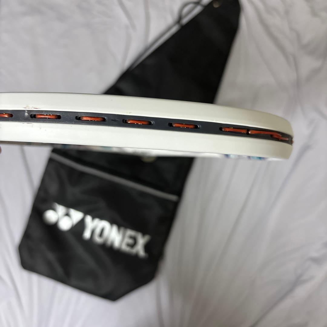 YONEX ボルトレイジ5S 白