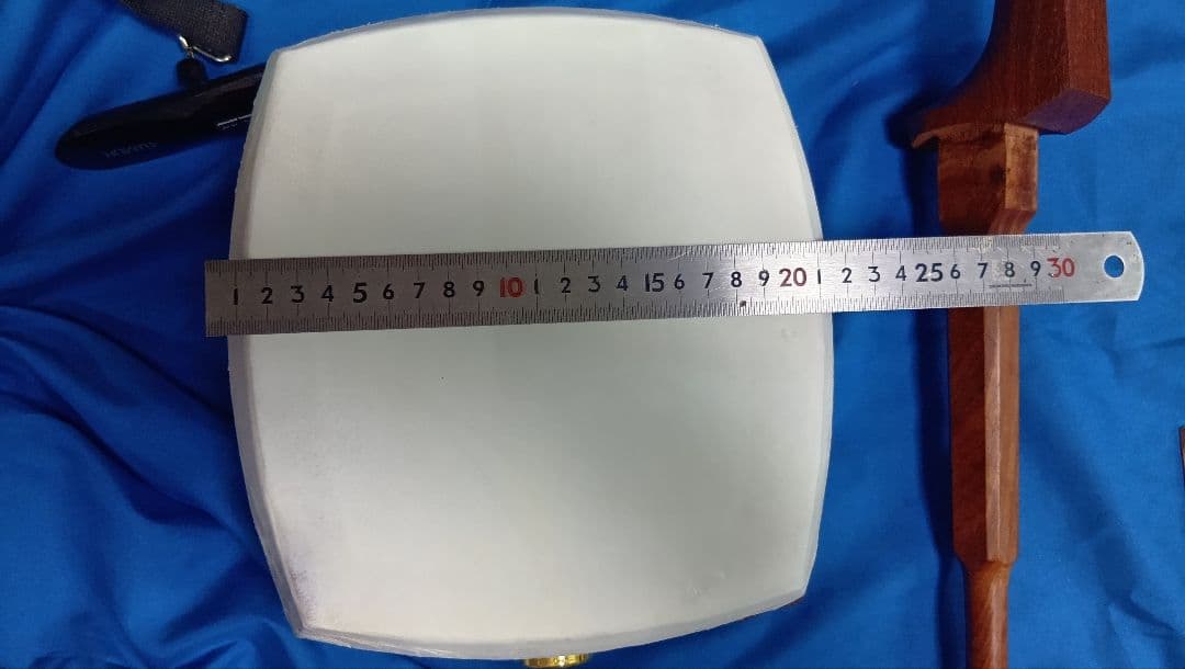 津軽三味線 東さわり 2940g 棹幅31.5ミリ　表皮張り替え済　ケース付