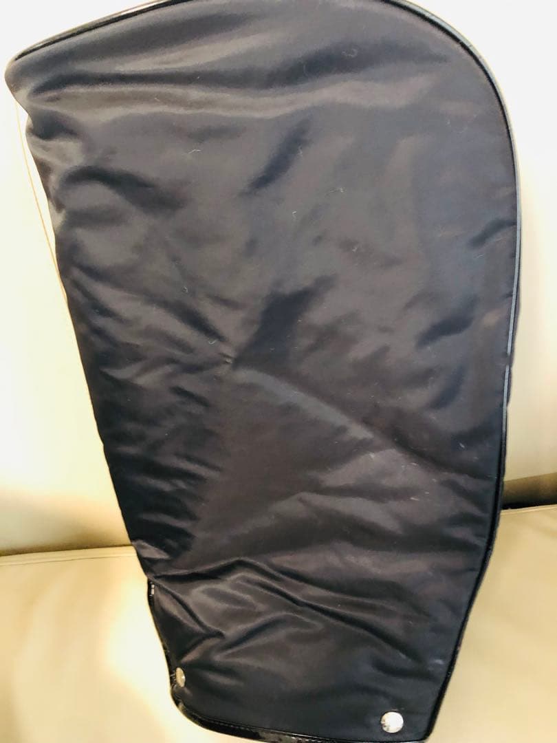 【送料込み】美品　廃盤人気　ブラックアンドホワイト　キャディバッグ