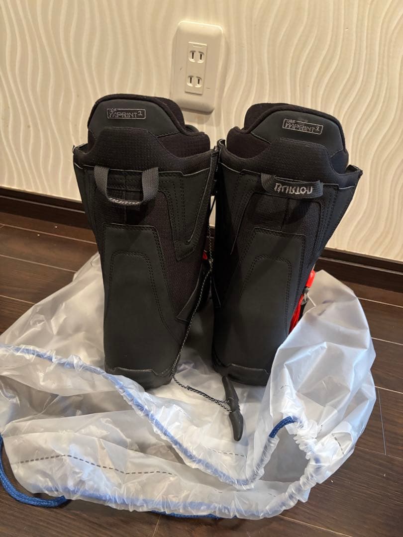 Burton スノーボードブーツ ブラック 収納袋付き