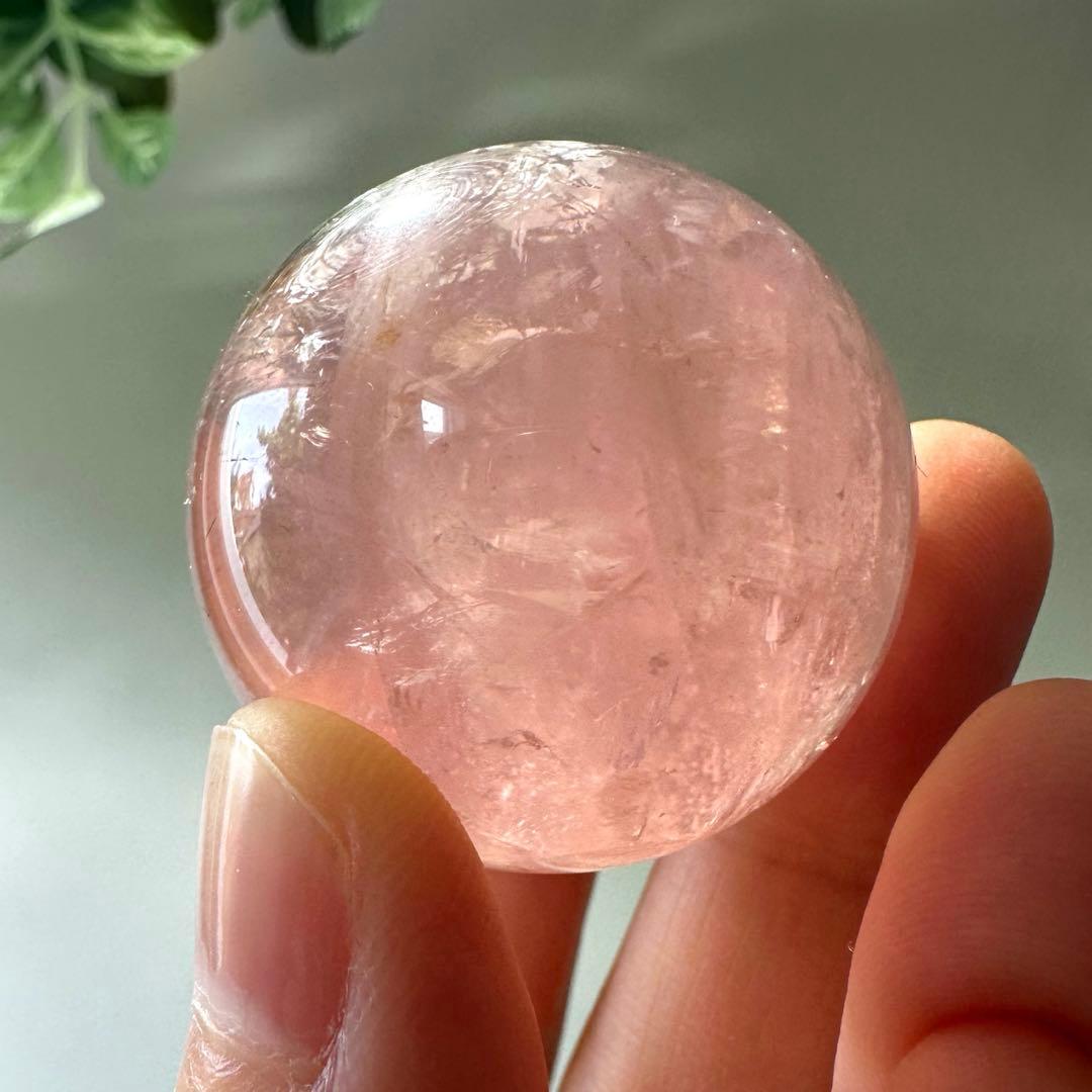 ジェミー　ローズクォーツ　高品質　スフィア　ローズクォーツ　3.4㎝　56.3g