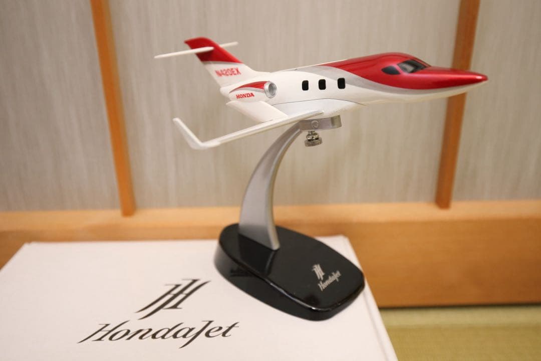 ホンダジェット HONDAJET ダイキャスト 1/72 新品 完成品 エリート