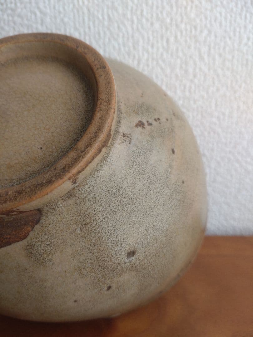 【高麗・李朝・朝鮮】高麗青磁茶碗　古陶　象嵌菊花文　雲鶴狂言袴