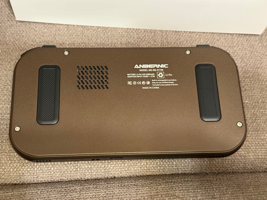 ANBERNIC RG477M 12GB/256GB チョコレートブロンズ