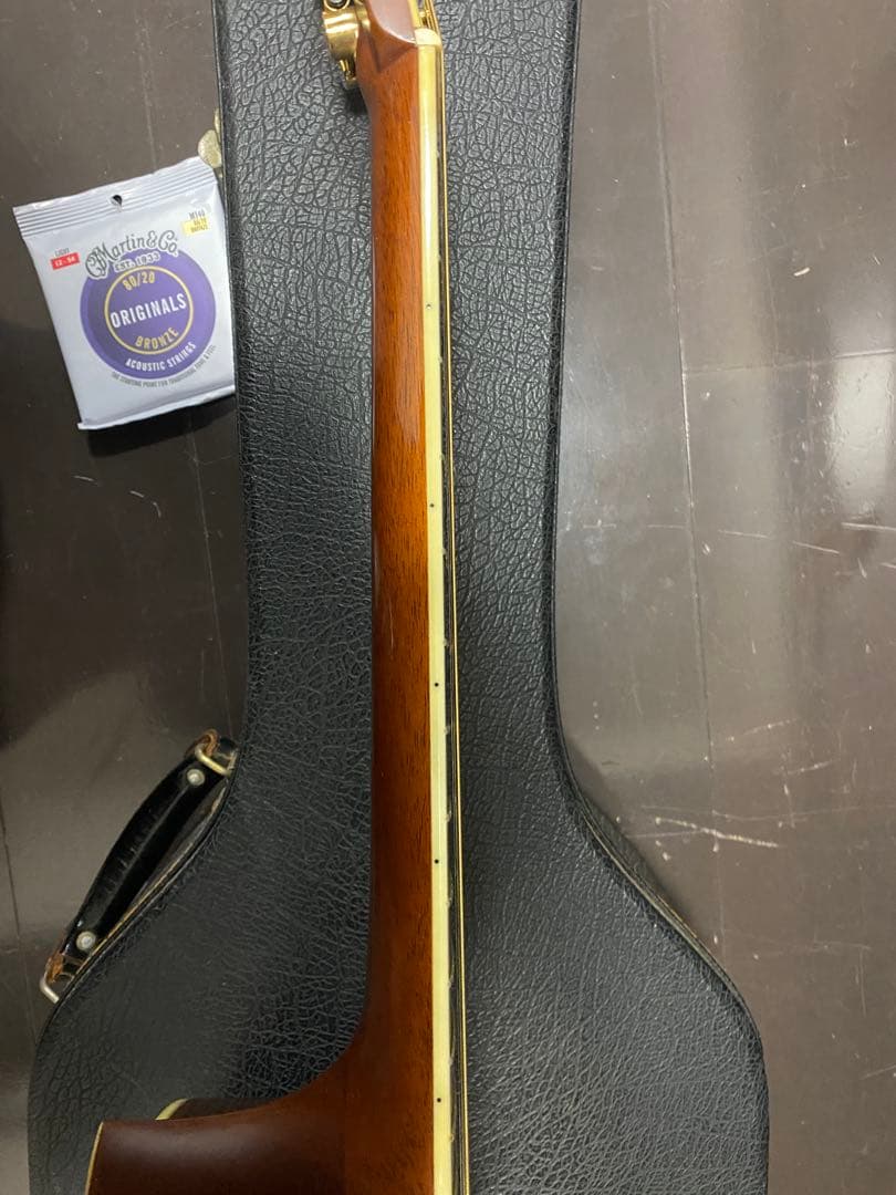 アコースティックギター　s.yairi