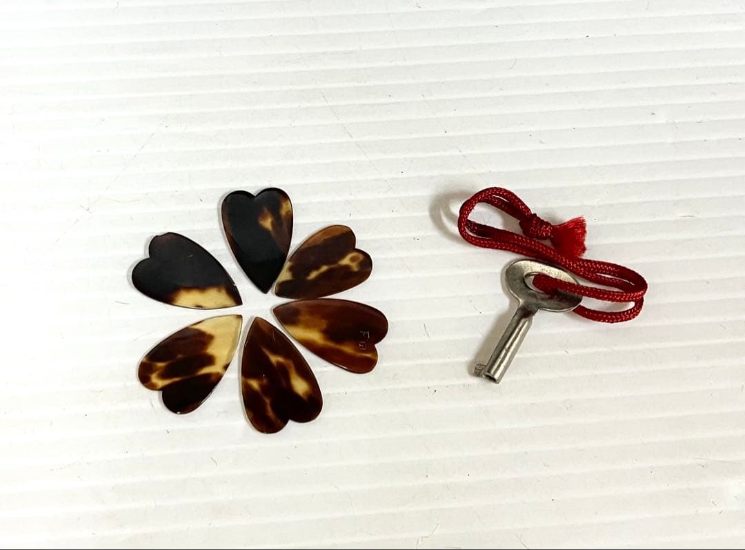 SUZUKI マンドリン No.228 1969年製 ピック／ハードケース付