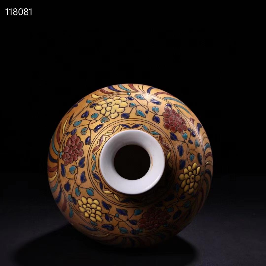 中国古美術・稀有品・純手描き金粉彩陶瓷花瓶・黑檀木箱付き・観賞瓶・文房具・時代物