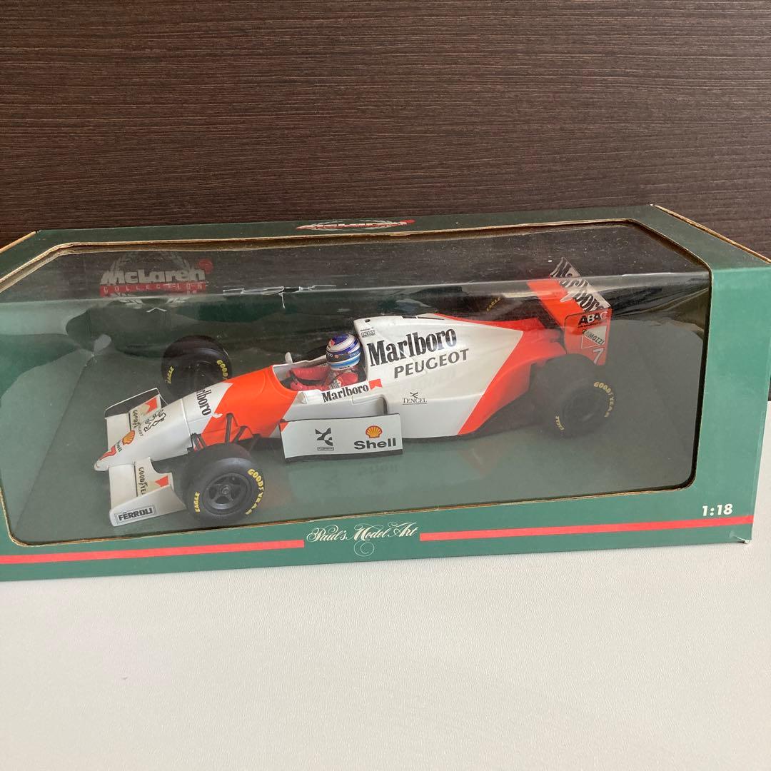 ミニカー Marlboro McLaren Peugeot MP 4/9 1/18
