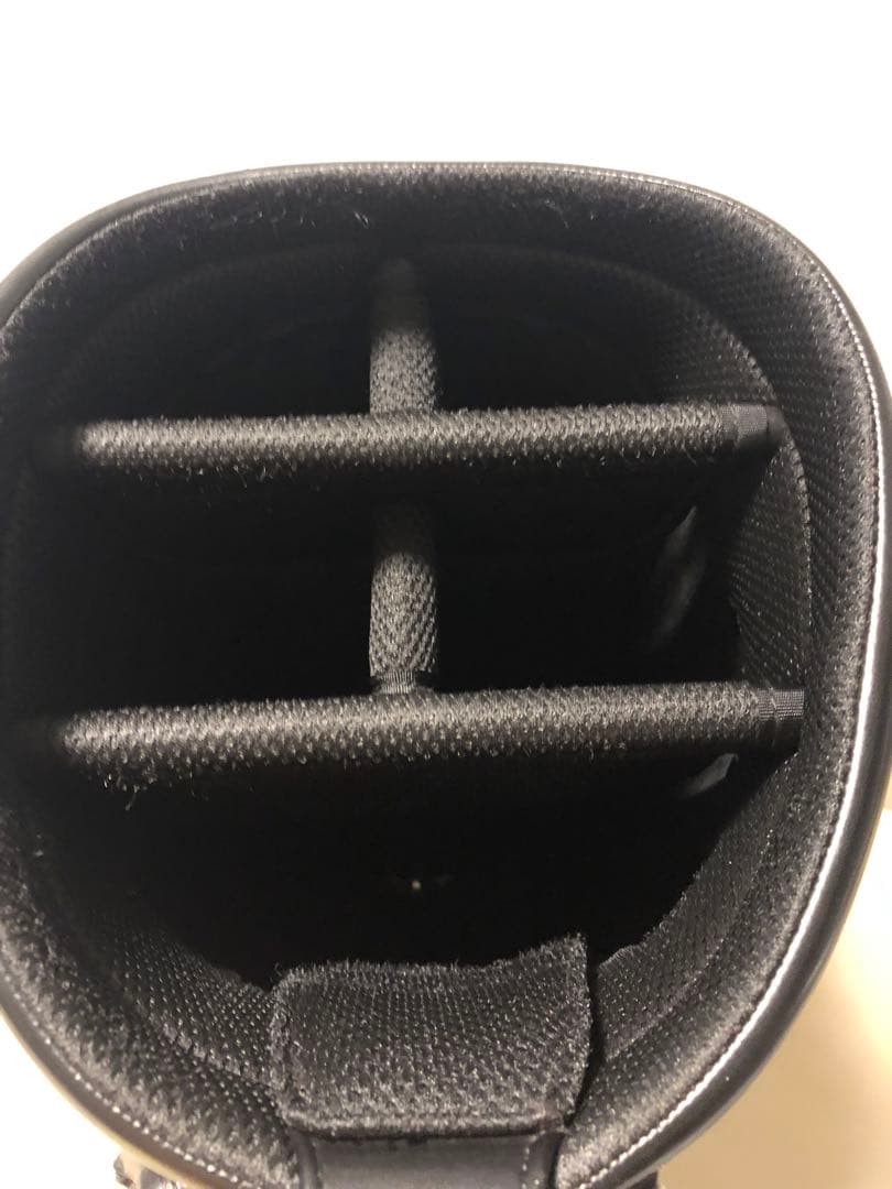 【送料込み】大人気　BLACK &WHITE ゴルフバッグ　黒