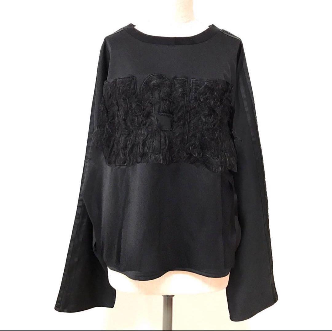 【マダラニンゲン 3rd collection 黒色の嬲り 】ファーカットソー