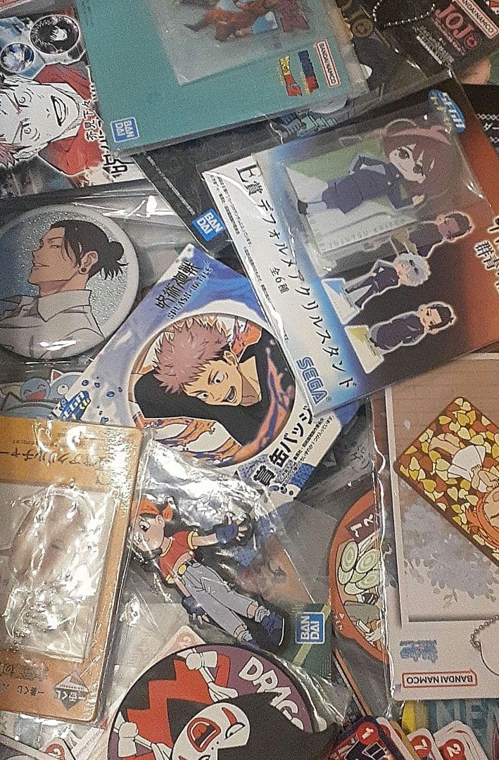 一番くじ＆缶バッジ＆アクスタ等、美少女グッズ等、希少品500点以上