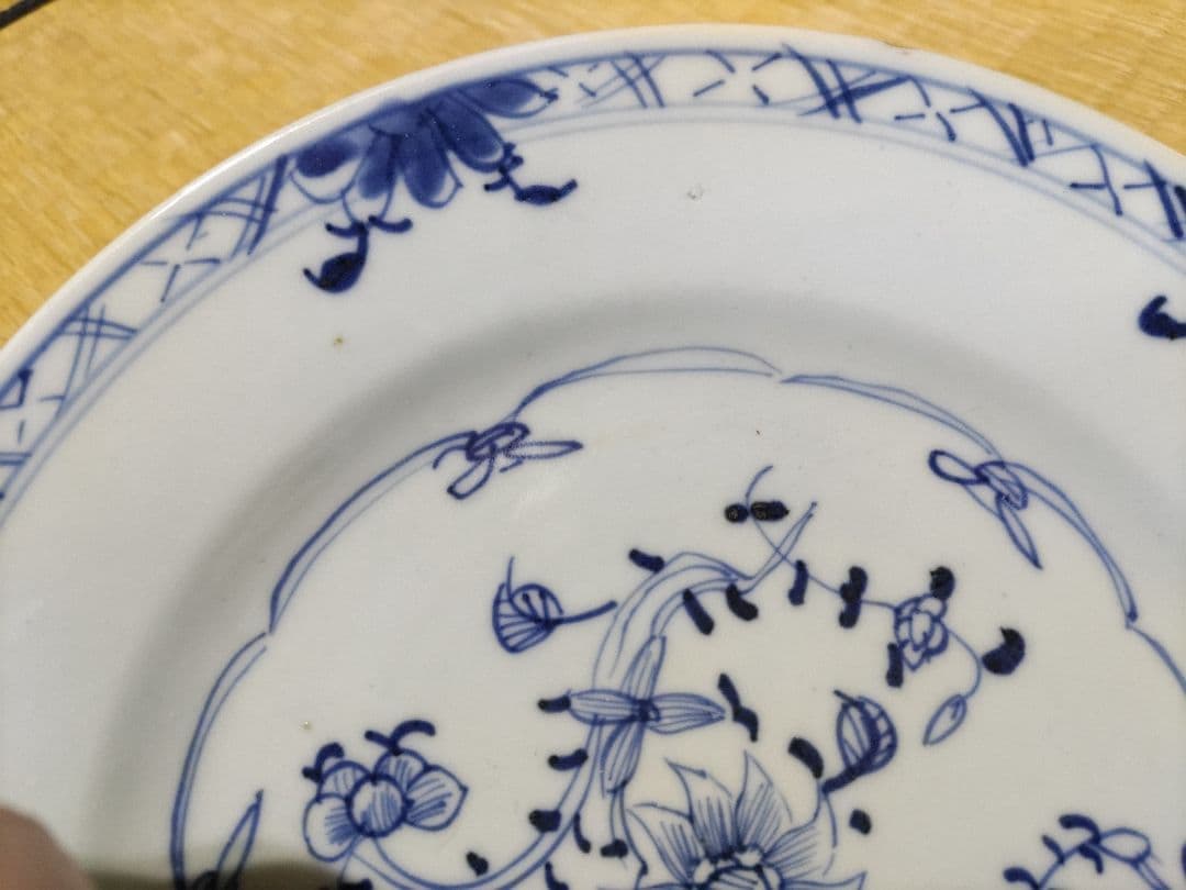 珍！　新渡　チャイニーズ　8寸皿　伊万里・古染付・デルフト写し　中国製