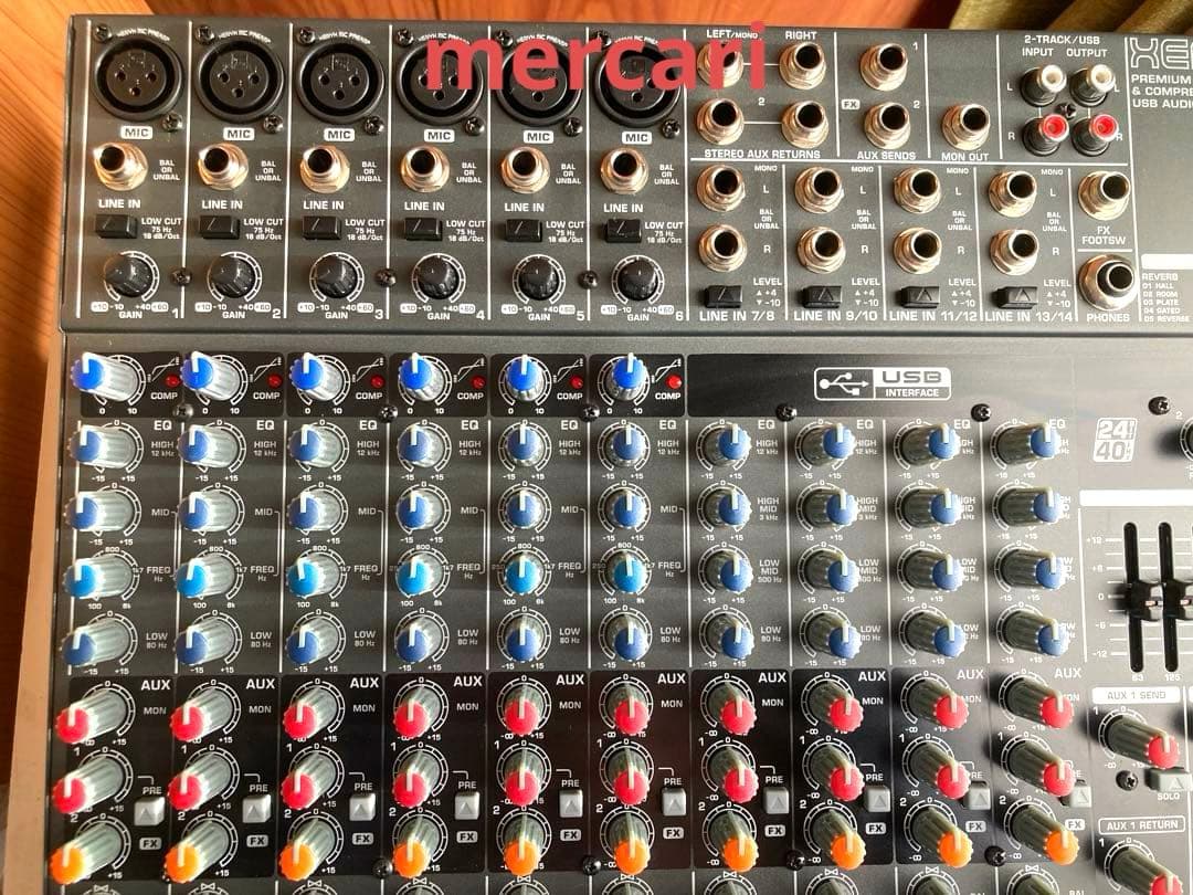 BEHRINGER XENYX X1832 USB 16ch アナログミキサー
