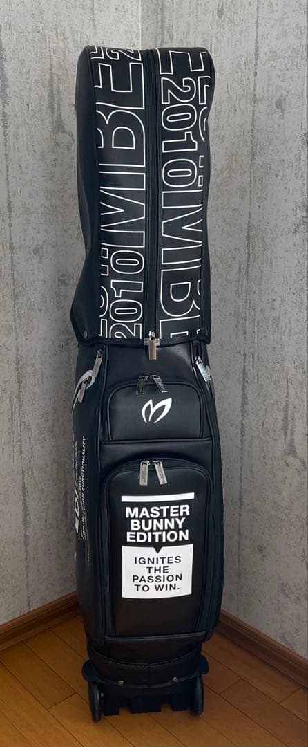 けんけんMASTER BUNNY EDITION キャディバッグ ブラック