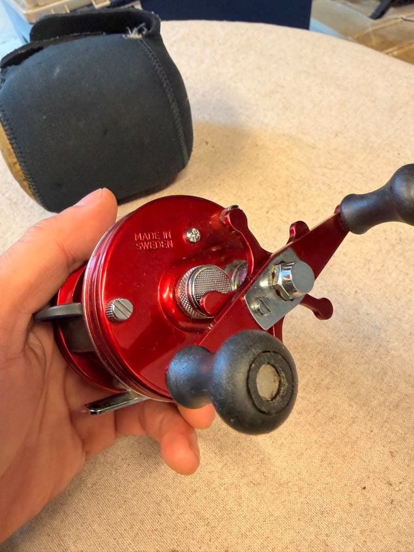 ABU 4600C 赤 オールド アンバサダー　状態良好