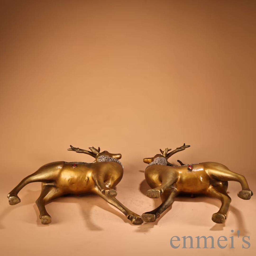 中国古美術 旧蔵 鏨刻描金彩絵 招財鹿一対 純銅 高浮彫 極細工 古銅器 置物