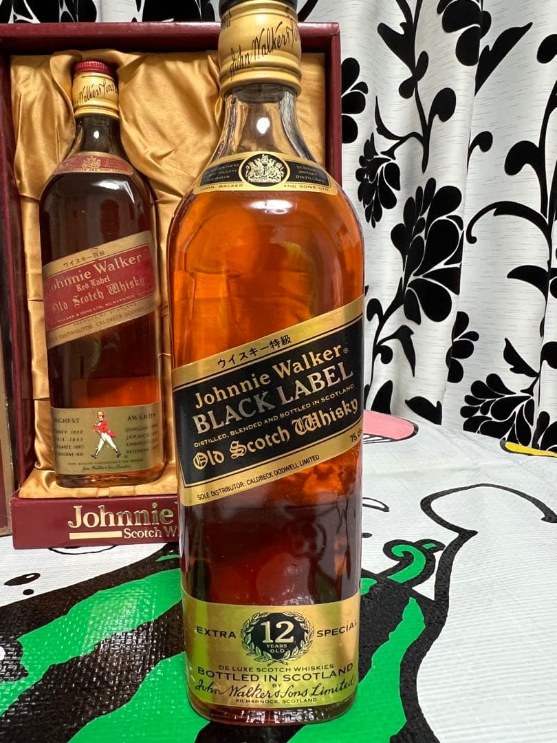 ジョニーウォーカー　レッドラベル/ ジョニーウォーカー ブラックラベル