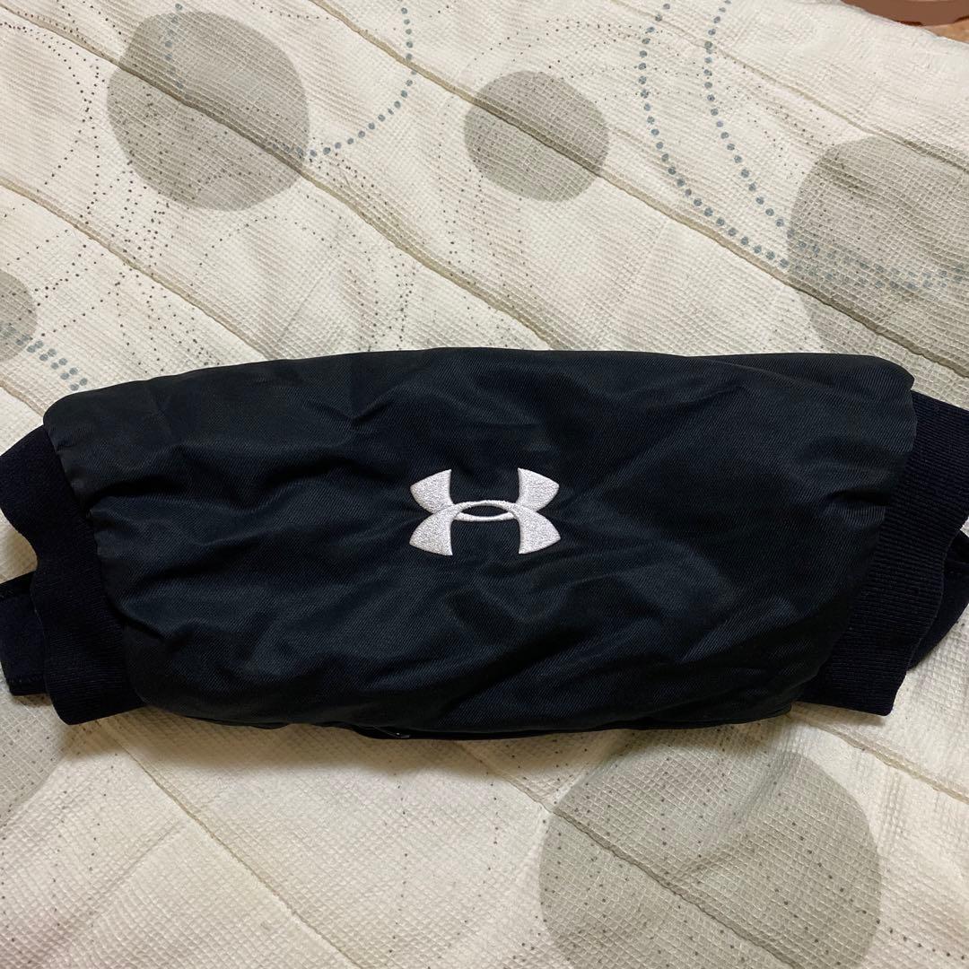 Under Armour フットボールハンドウォーマー 防水 調節可能　値下げ⭕️