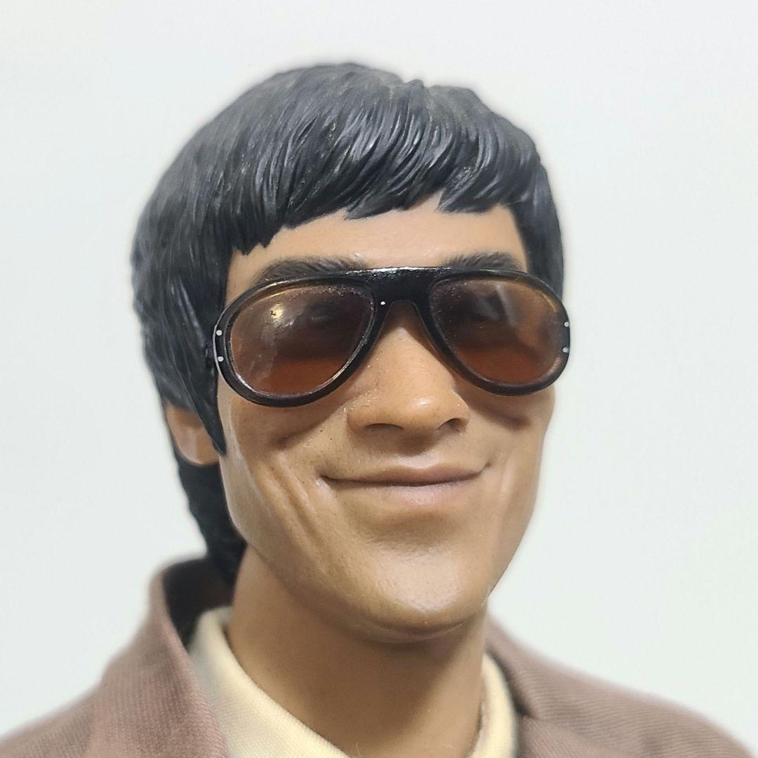 HOTTOYS　ホットトイズ　ブルース・リー スーツ　Ｖｅｒ．1/6　フィギュア