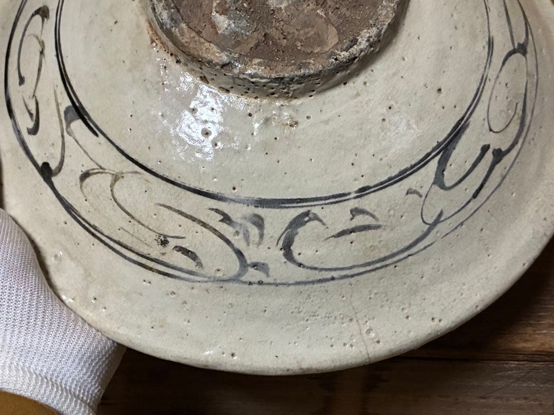 スコータイ ソコタイ 鉄絵タイ焼物 黒呉須 安南 魚紋鉢 箱入 時代物