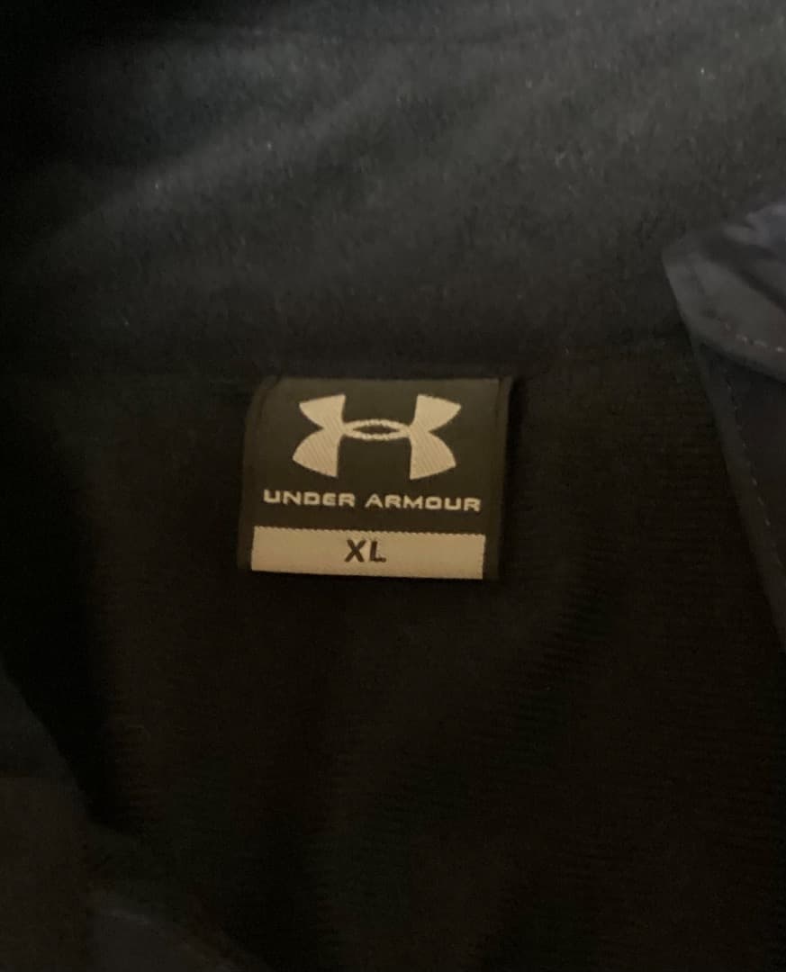 法政大学ラグビー部　XL ヤッケ上下　ネイビー　アンダーアーマー　ウォーマ