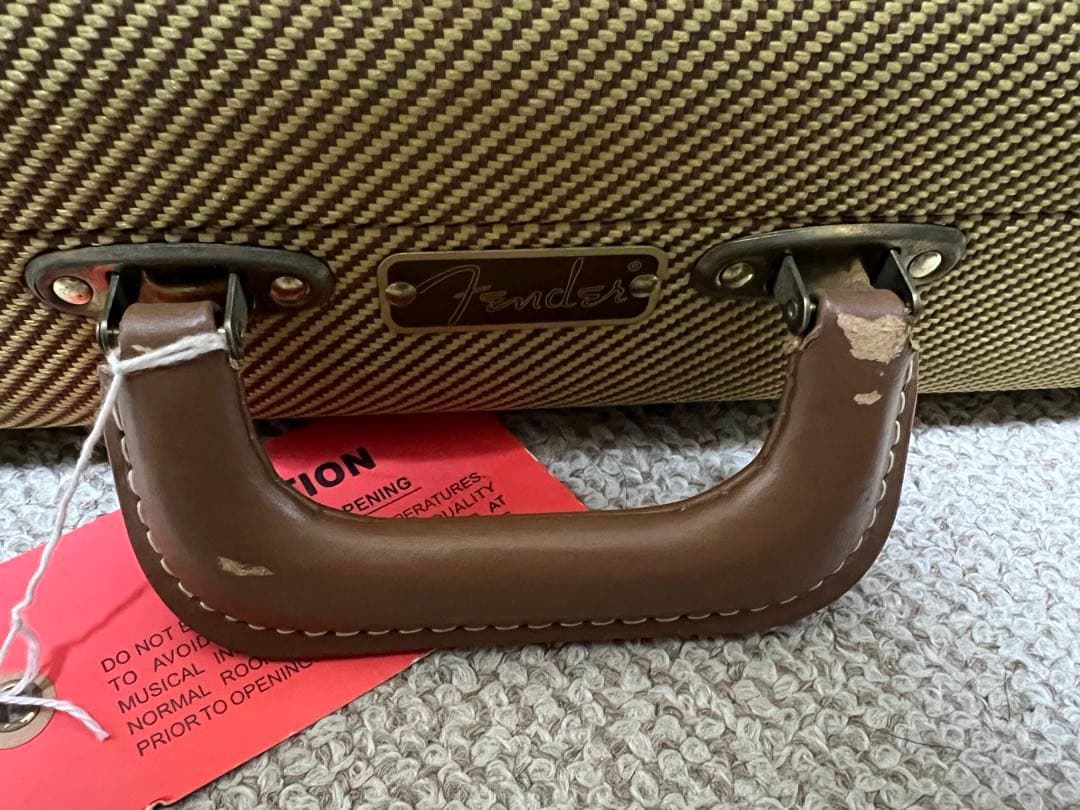 ベース Fender American Vintage Precision Bass