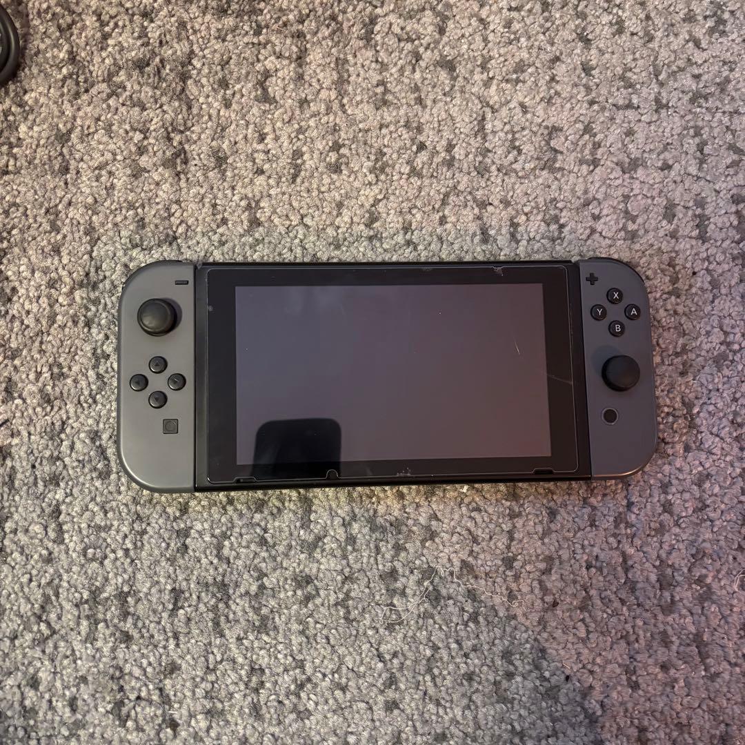 Nintendo Switch 本体　グレー、ネオンブルー/レッド