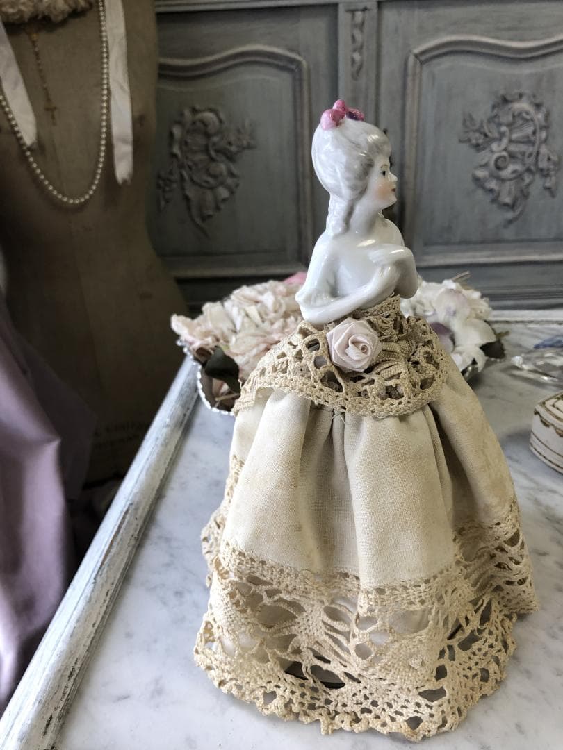 フランスアンティーク　ポーセリン　ドール