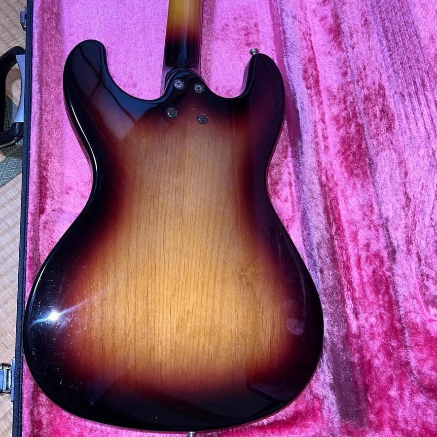 【傷なし】ARIA VM-2001 Ventures アリア　レア　40th