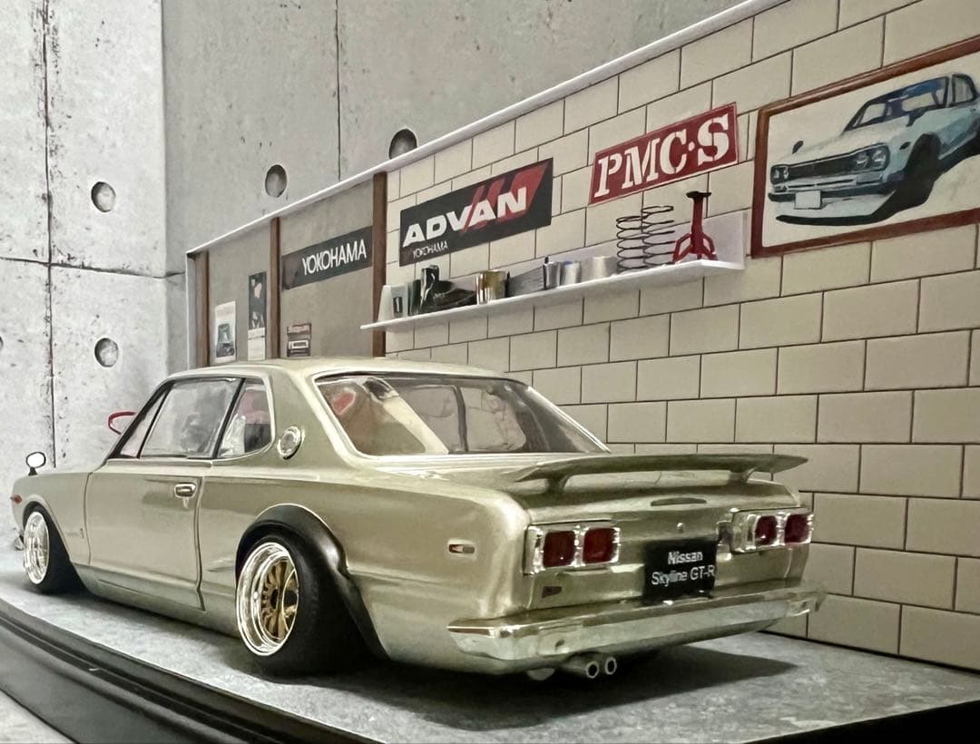 国産名車 1/24 スカイライン GT-R ガレージ ジオラマ 旧車 ミニカー