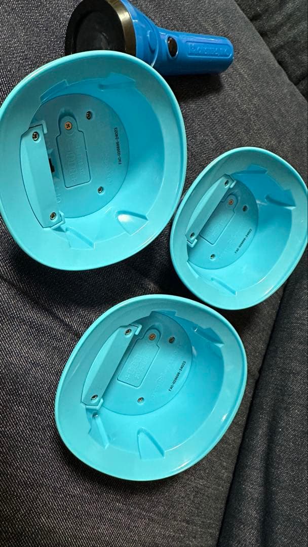 完売品 ディズニー ライド&ゴーシーク モンスターズインク　ライト ヘルメット