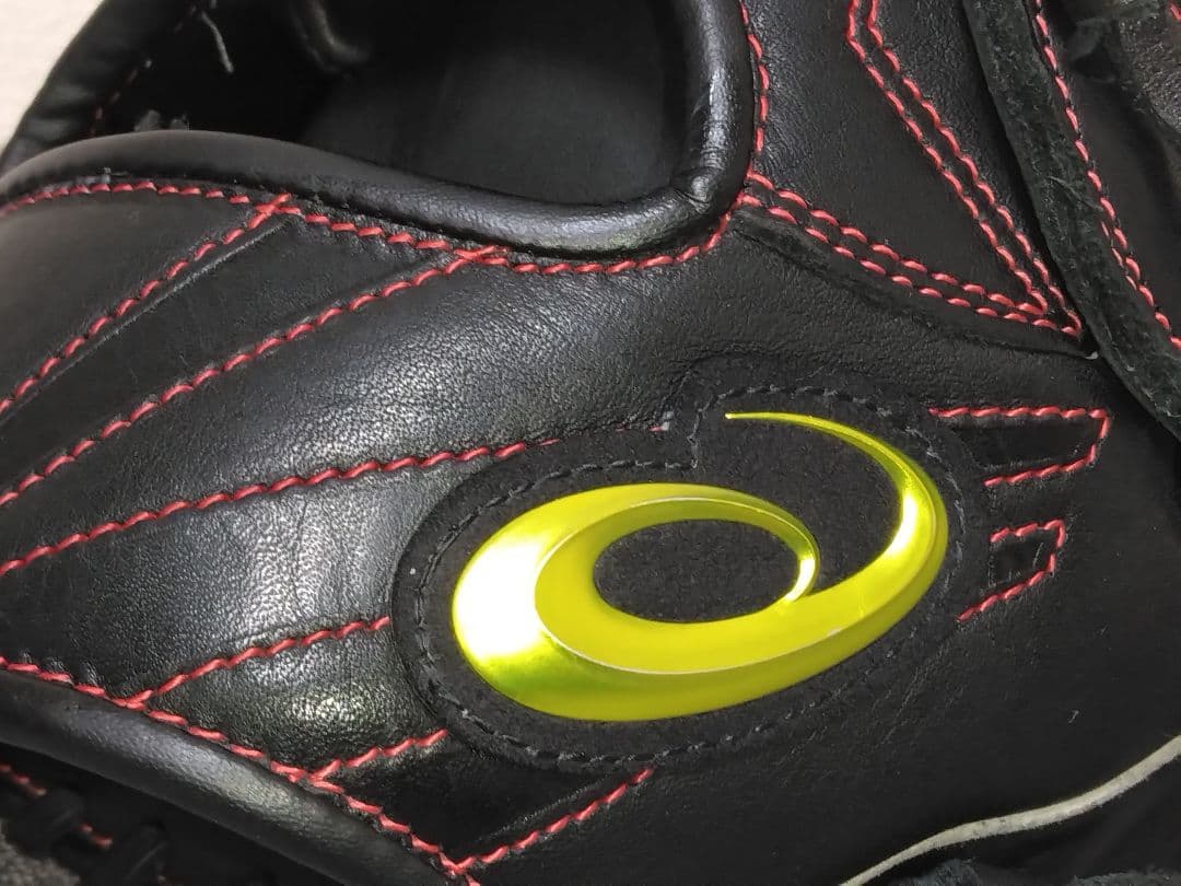 ASICS少年軟式ピッチャー用グラブ　ダルビッシュ有モデル