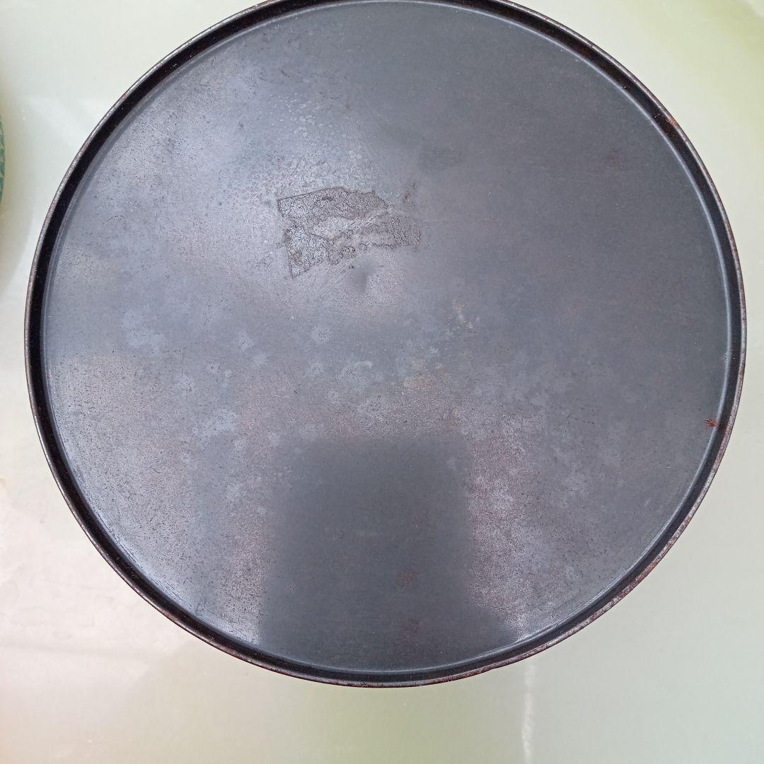 アンティーク缶