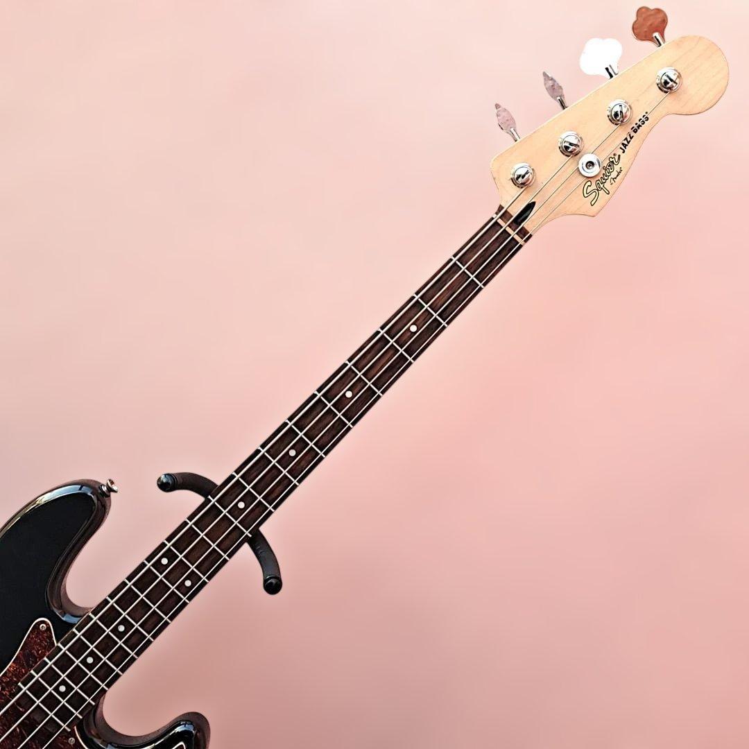 ■Squier Vintage Modified Jazz Bass フェンダー