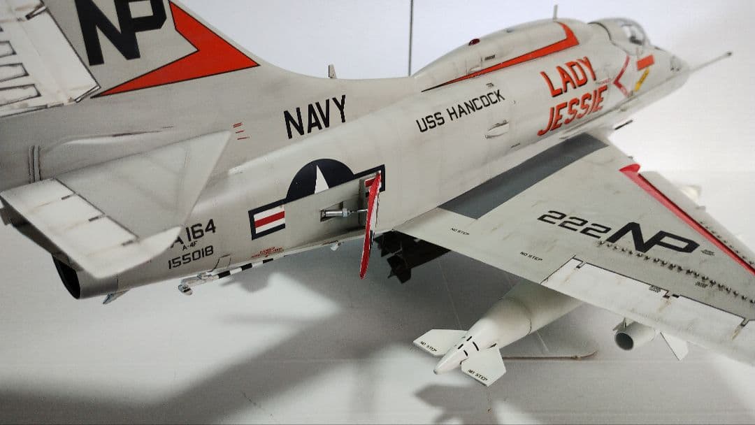 プラモデル完成機　1/32　A-4E/Fスカイホーク